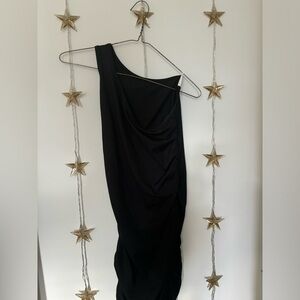 Black one-shoulder bodycon dress (SHEIN)